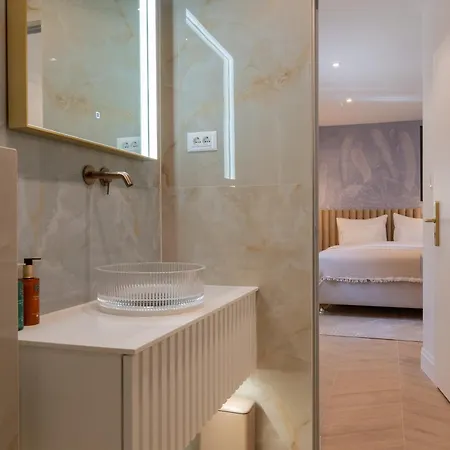 לינה וארוחת בוקר Agava Design 3*