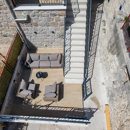 Agava Design לינה וארוחת בוקר 3*