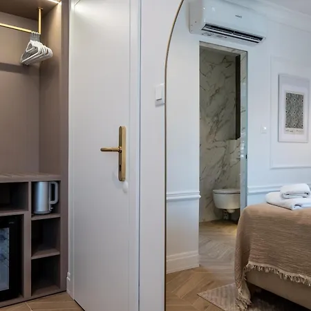Agava Design 3* Split
